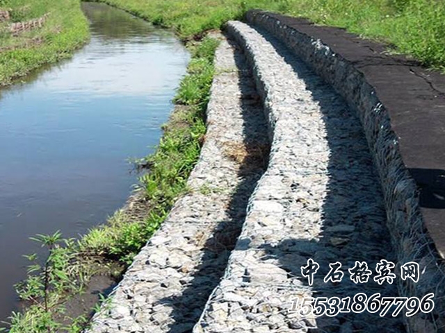 格賓石籠護(hù)岸 格賓石籠護(hù)岸