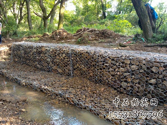 格賓網(wǎng)護(hù)岸 格賓網(wǎng)護(hù)岸